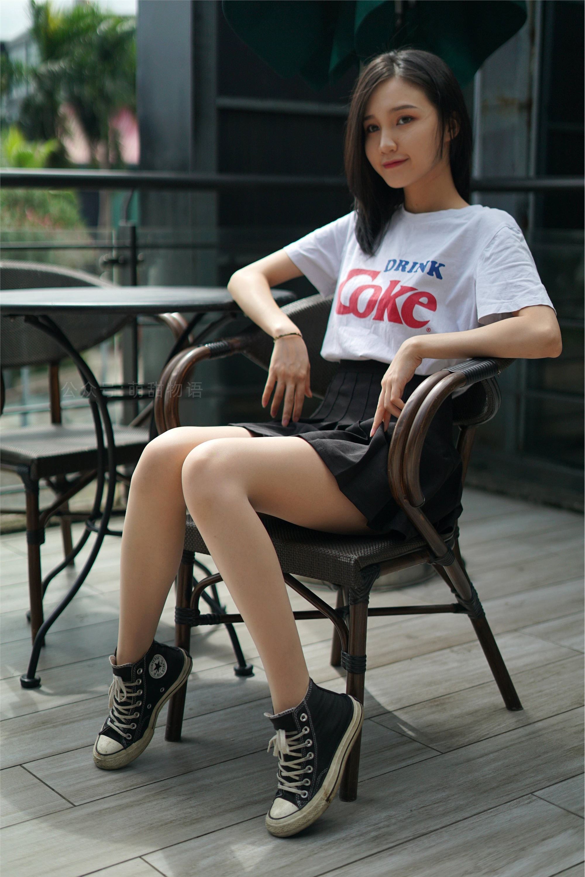 萌甜物语 XM107《清纯百褶裙-腿腿》